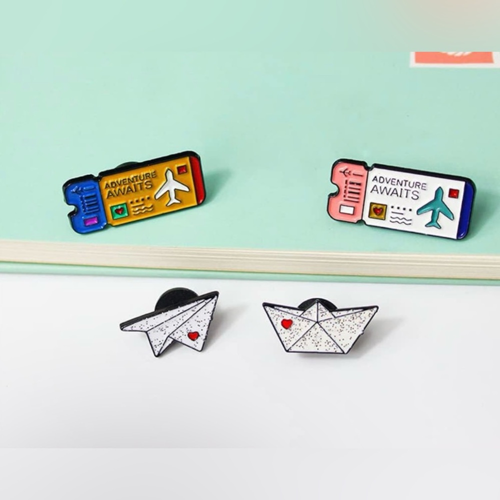 4pcs airplane Ticket Origami Airplane Boat Brooch Button Badge Painted Drip